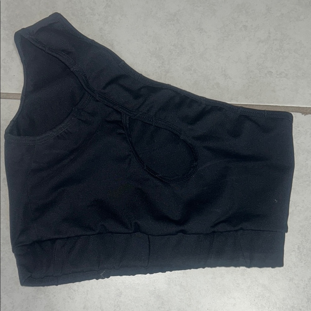 Black One-Shoulder Sports Bra
